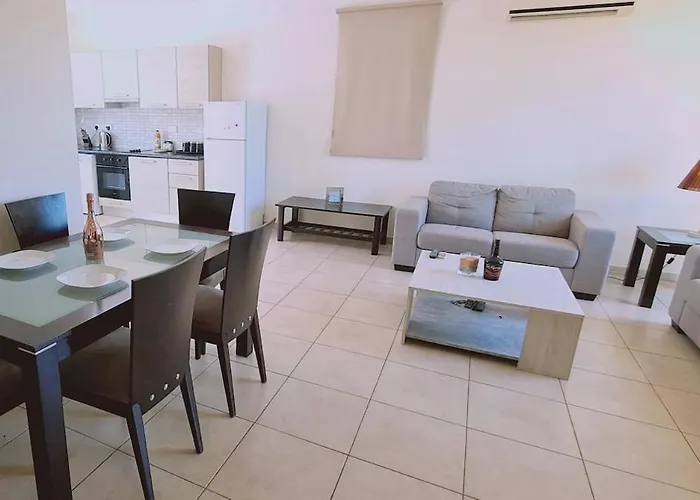 Sunny Bay * Protaras